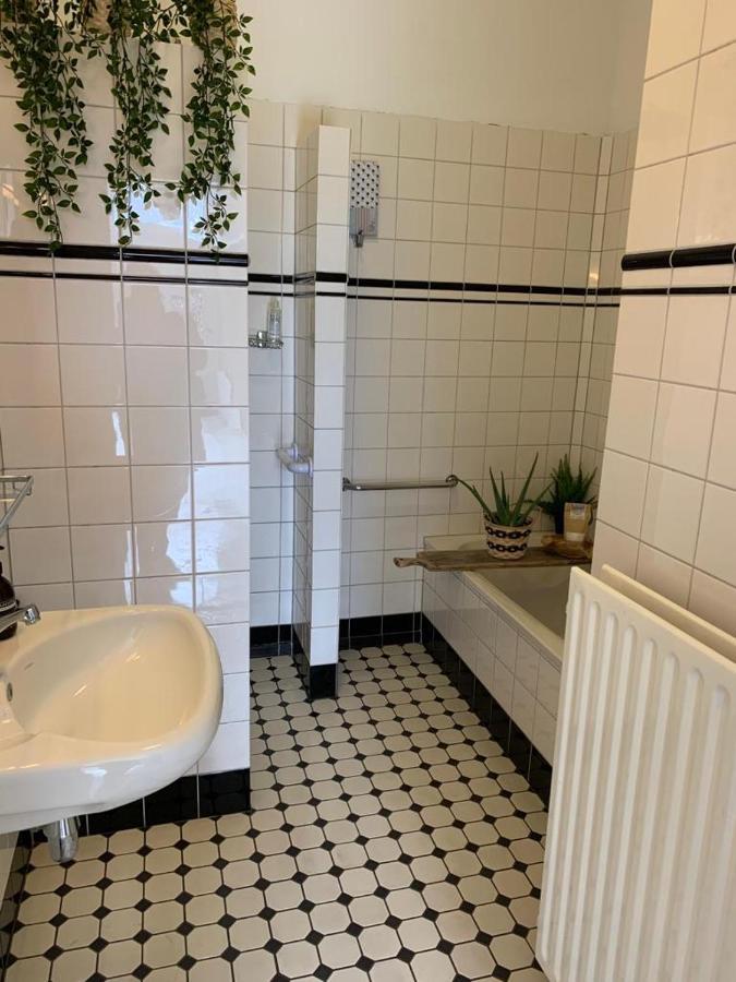 B & B Tx71 Den Burg Luaran gambar